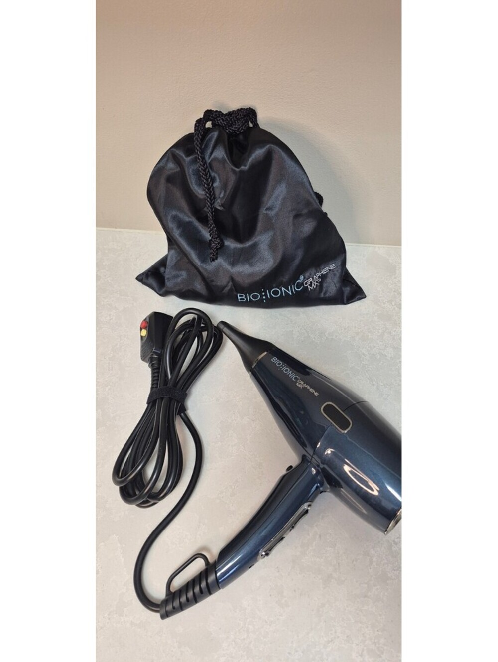 Bio Ionic Graphene MX Brushless Professional Dryer – Brand New